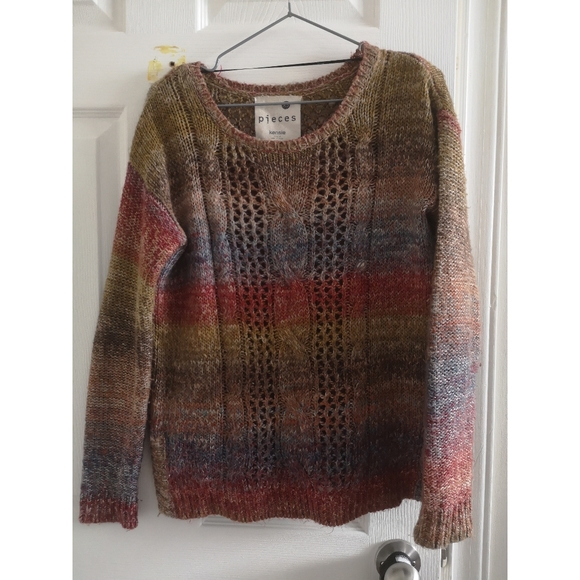 Cosy knit rainbow sweater - Picture 1 of 2